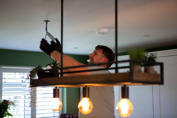 Best 24-Hour Electrician  in Jefferson, OR